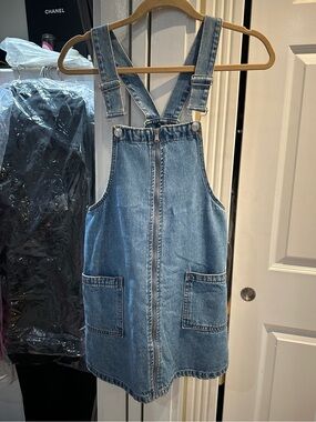 Pull&Bear Blue Denim Overall Mini Dress Pinafore Front Zip Up Adjustable Straps